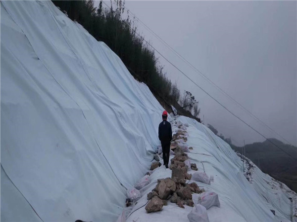 湖南阳光路迈新材料有限公司,土工格栅销售,湖南波纹管